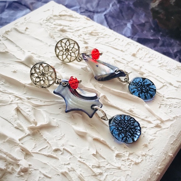 Earrings with a Mother of Pearl - Picture 9 of 17